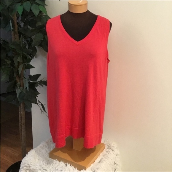 Susan Graver Tops - SUSAN Graver Tank Top Woman’s 1X v neck lighter weight ribbed pinkish re…